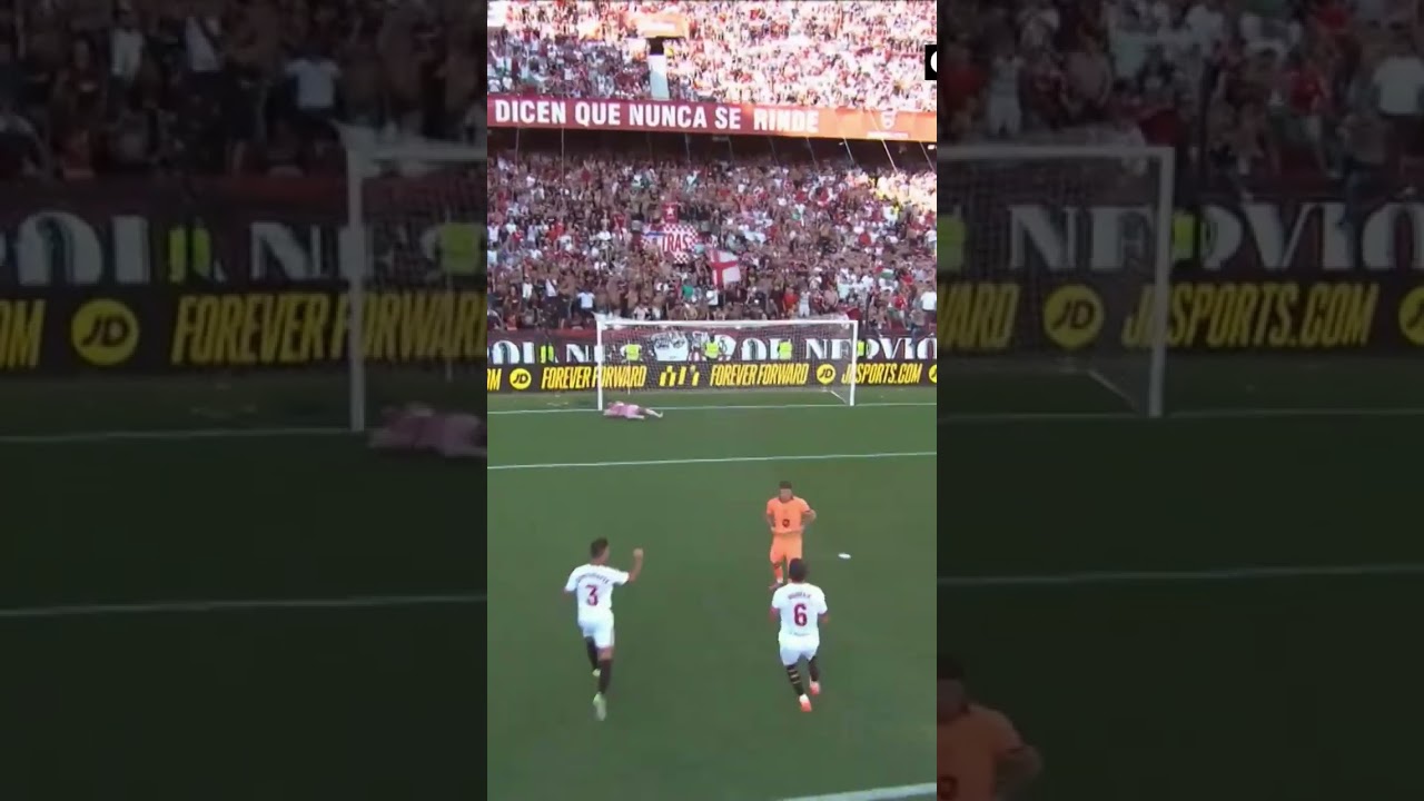 LEWANDOWSKI NIE TRAFIA KARNEGO W MECZU Z SEVILLA!!! BARCELONA PRZEGRYWA 4:1