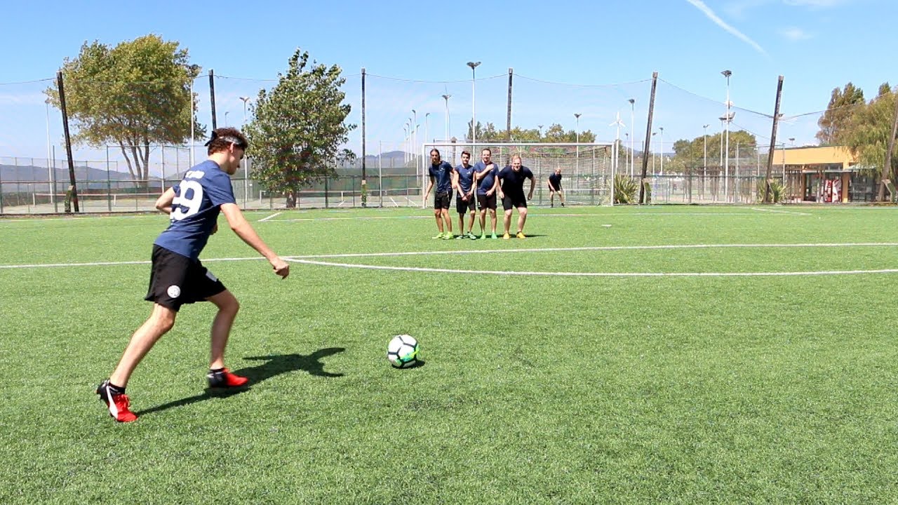 FREE KICK CHALLENGE MED YOUTUBERS