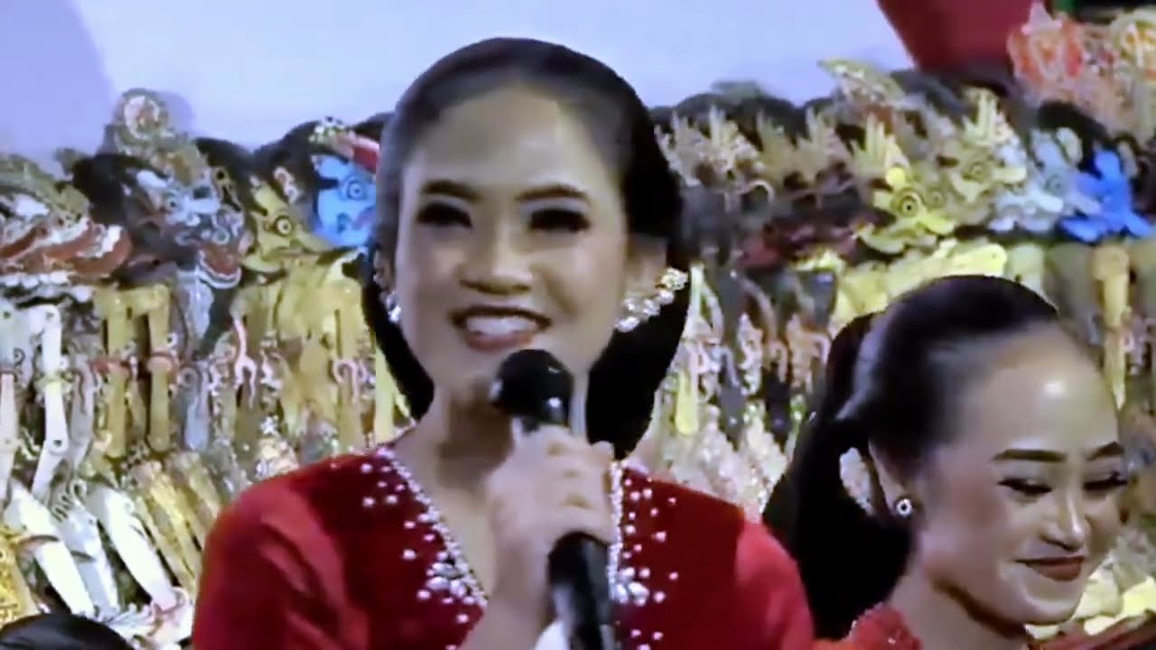 Elisha O.A Tatin Titot dan Mbah Waluyo dalang Ki Gondo