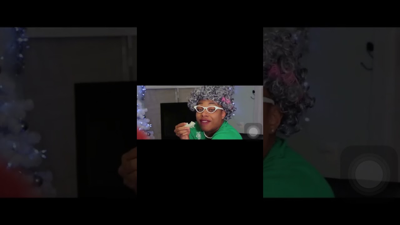 Christmas Dinner ClapBacks - Tré Melvin