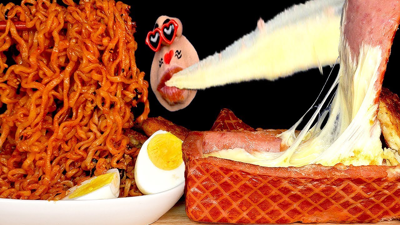 [ASMR MUKBANG] Как приготовить гигантскую ветчину из моцареллы и острую лапшу