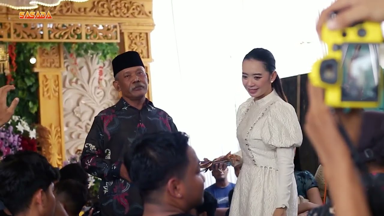 TERPESONA RENA MOVIES LAMONGAN