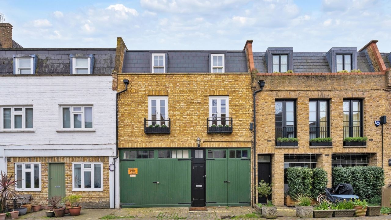 Inside a Beautifully Designed 3-Bedroom Mews Home in Maida Vale | Chippenham Mews, W9