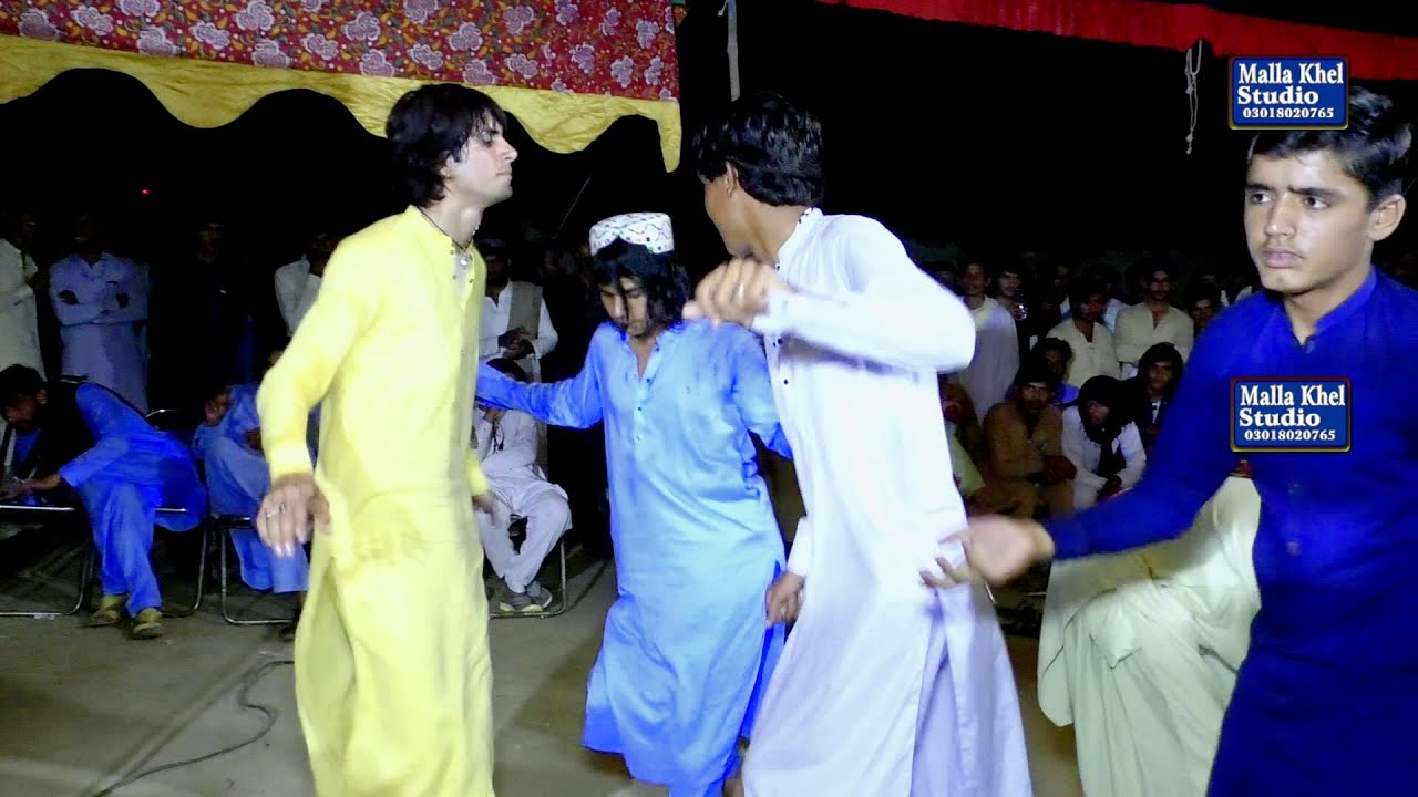 Mast Pashto Sazz Cute Boy Dance Last Night/Karachi Mobile Sultan Khel #folkdance #pashtodance #dance