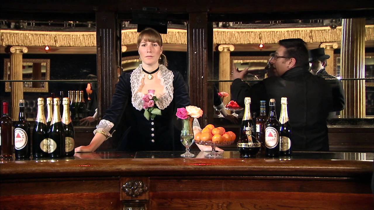 Manet's A Bar at Folies Bergere