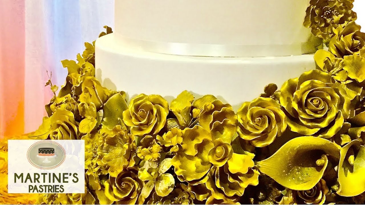 Wedding Cakes Designs : Flowers sugar gold and fresh for Your wedding cakes | Martine's Pastries
