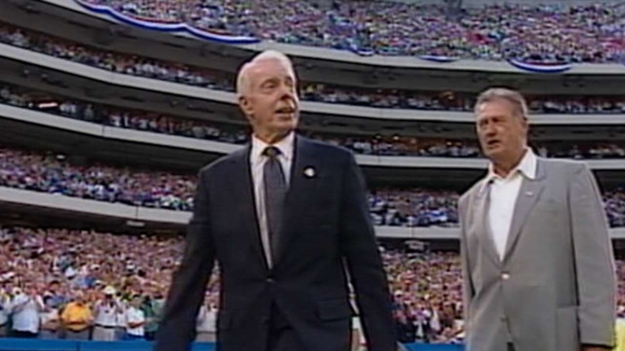 Williams, DiMaggio introduced in Toronto