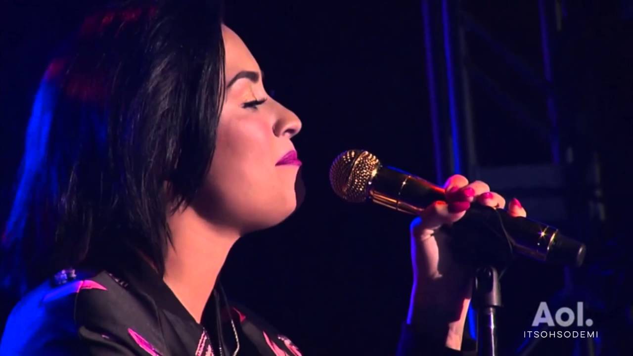 Demi Lovato LIVE at AOL Access in New York  (FULL HD)