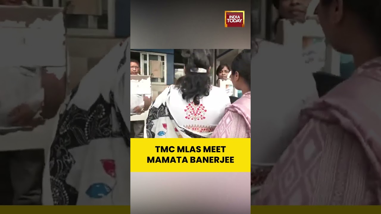 Newly-Elected TMC MLAs Visit Mamata Banerjee's Residence In Kolkata  | West Bengal Politics