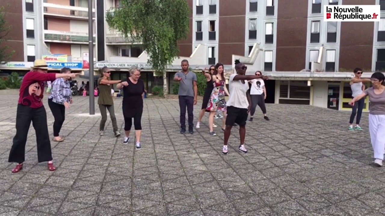 VIDÉO. A Poitiers, un flash mob pour la fête du quartier de Beaulieu