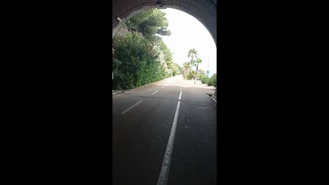 Piste cyclable SAN REMO / IMPERIA,le reve des cyclistes