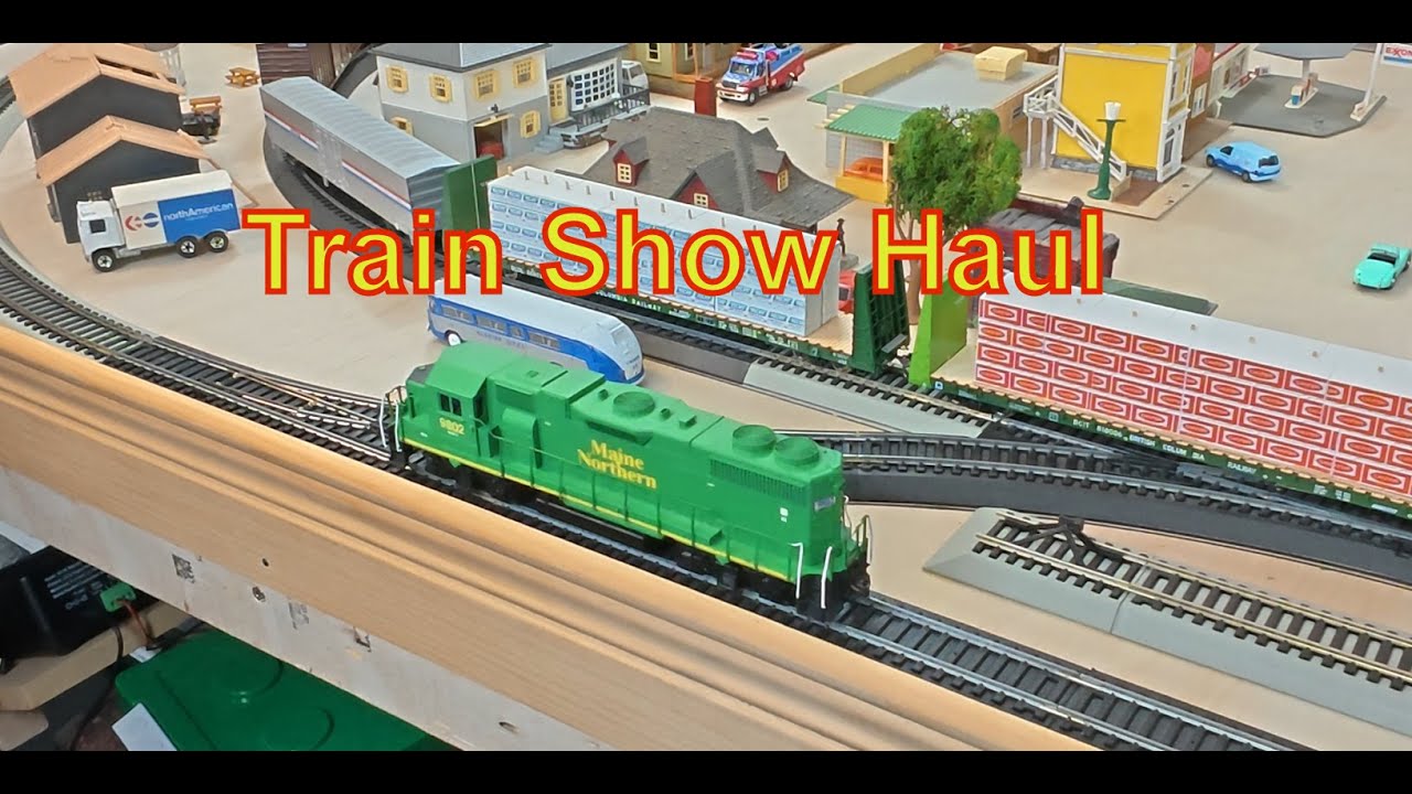 Unboxing and running - March 2025 train show haul