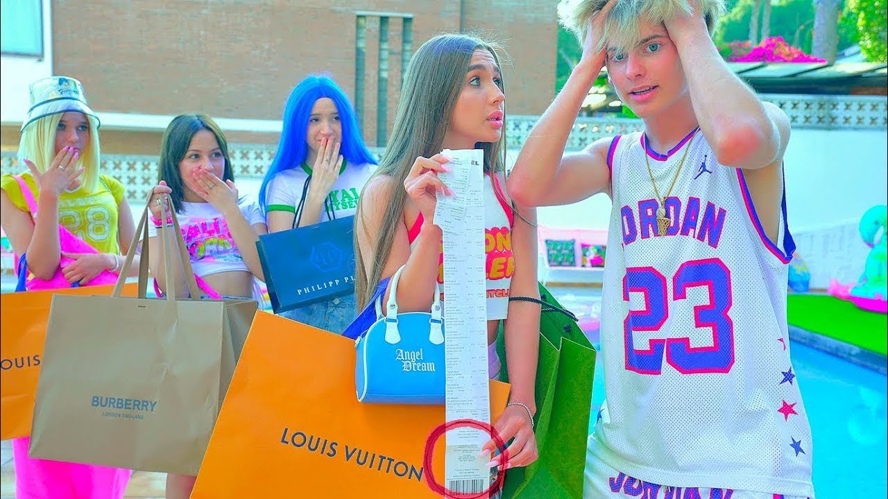 Kirill está chocado! Diana gastou todo o dinheiro do namorado em compras😱