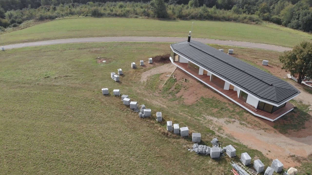 industrial Hemp in Construction: Self Sustainable Hemp House