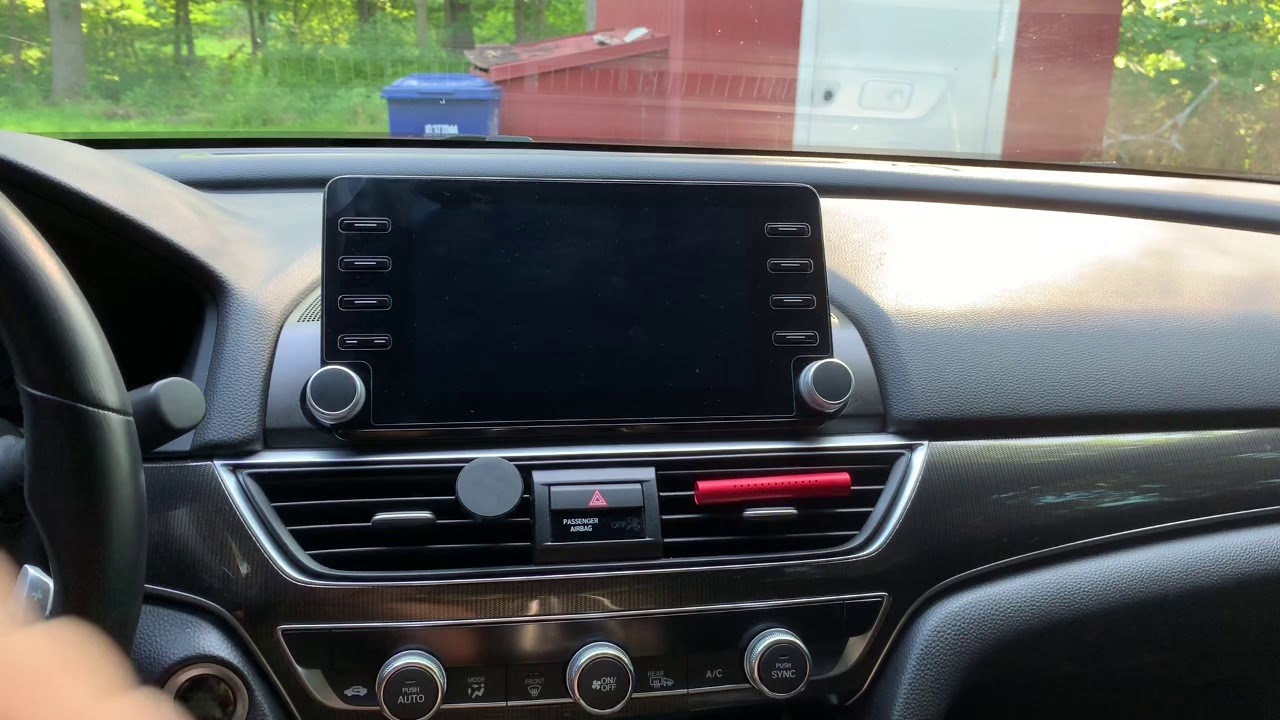 How to remove the screen in a 2018-2022 Honda Accord (10th Gen Accord)