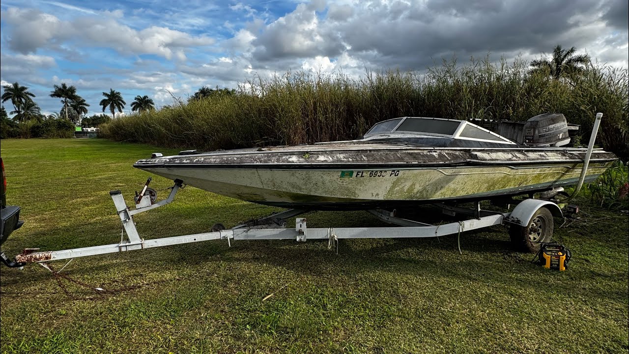 Barn find boat. ( Checkmate)