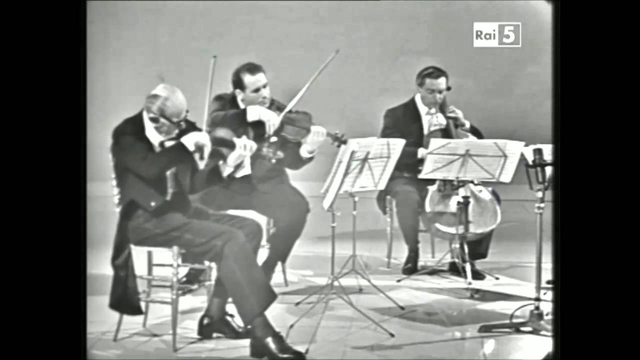 HAYDN Guitar Quartet Hob.III:8 | A.Poltronieri, O.Scilla, R.Caruana, G.Papararo | video 1967 ®