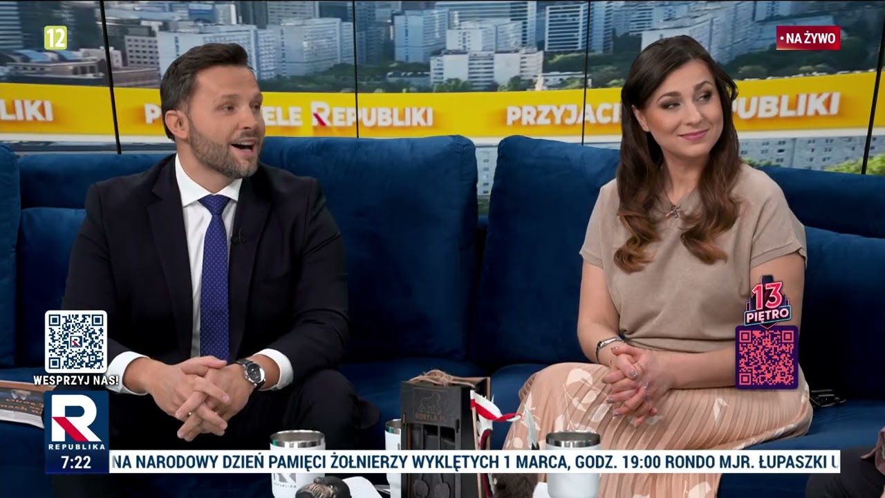 Bajońskie zarobki Ewy Wrzosek | Przyjaciele Republiki