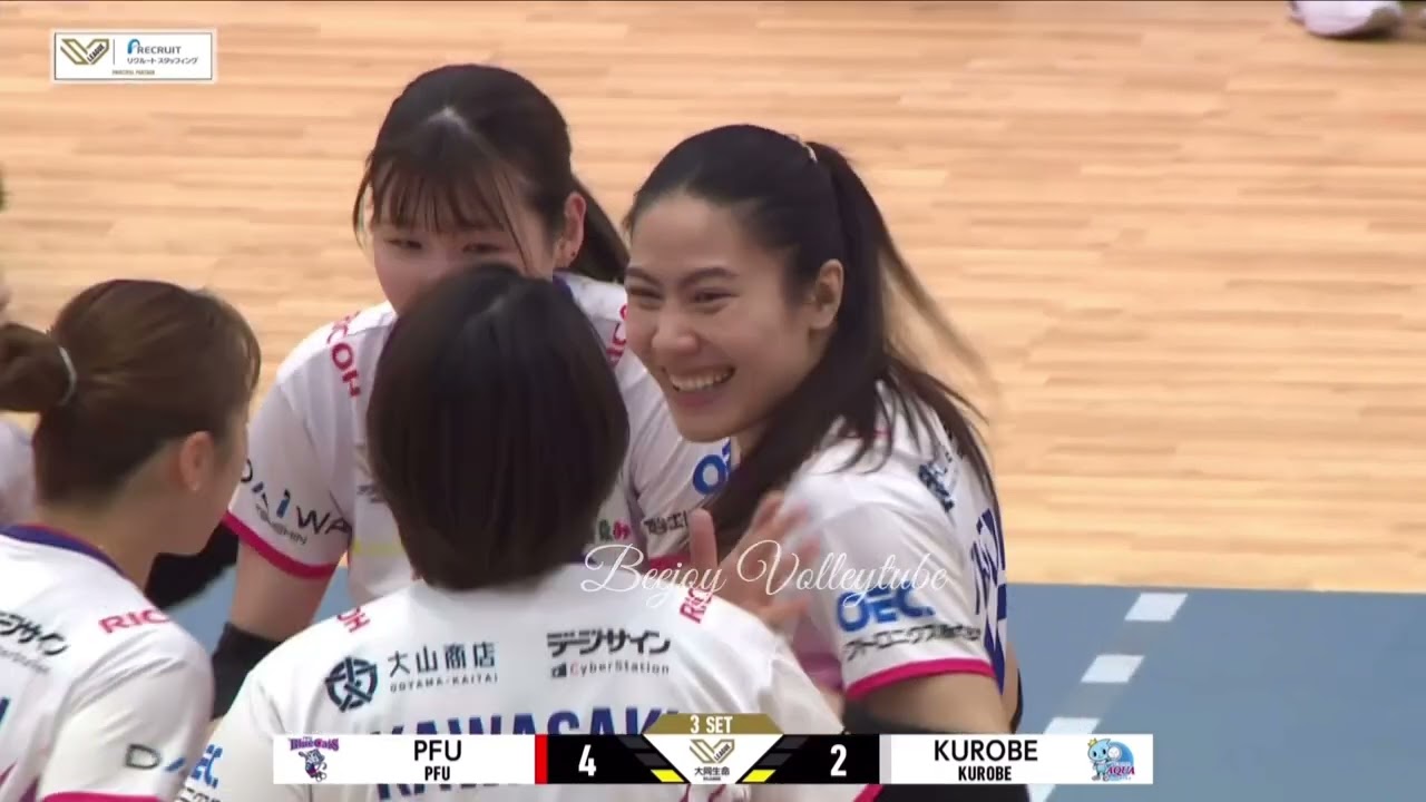Thatdao Nuekjang ขึ้นที่ 4! แนน ทัดดาว ตบ 57.1% บล็อก 1 พาพีเอฟยูชนะคุโรเบะ3-1เซ็ตอีกรอบ [Match 32]