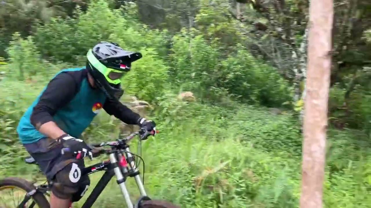 C1000 BIKE PARK detik 25&rdquo; crash #enduro #enduromtb #downhill #mtb #mtblife #mtbindonesia