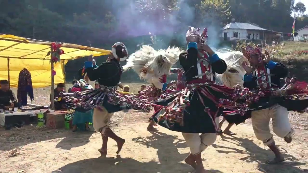 Ache Lhamo chakzam wangpo dance at betchelling village 