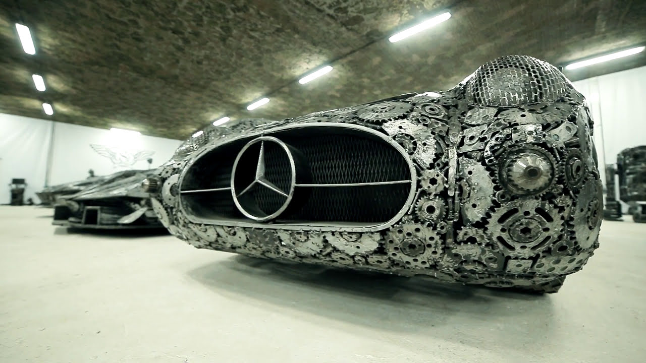 Galeria Figur Stalowych przedstawia JOSE CARS