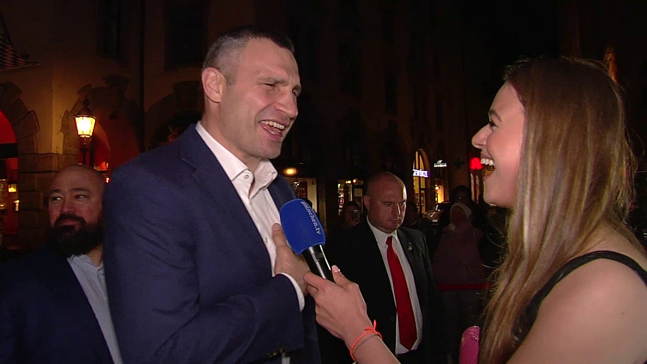 Ex-Boxweltmeister Vitali und Wladimir Klitschko in München zu Besuch