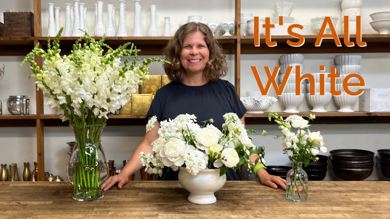 All-White Floral Arrangements: Elevate Your Home Decor