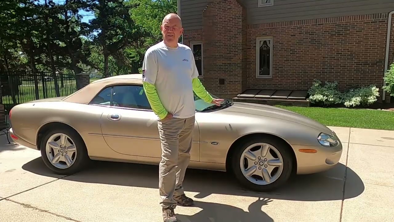 Обзор и тест-драйв Jaguar XK8 1999 года