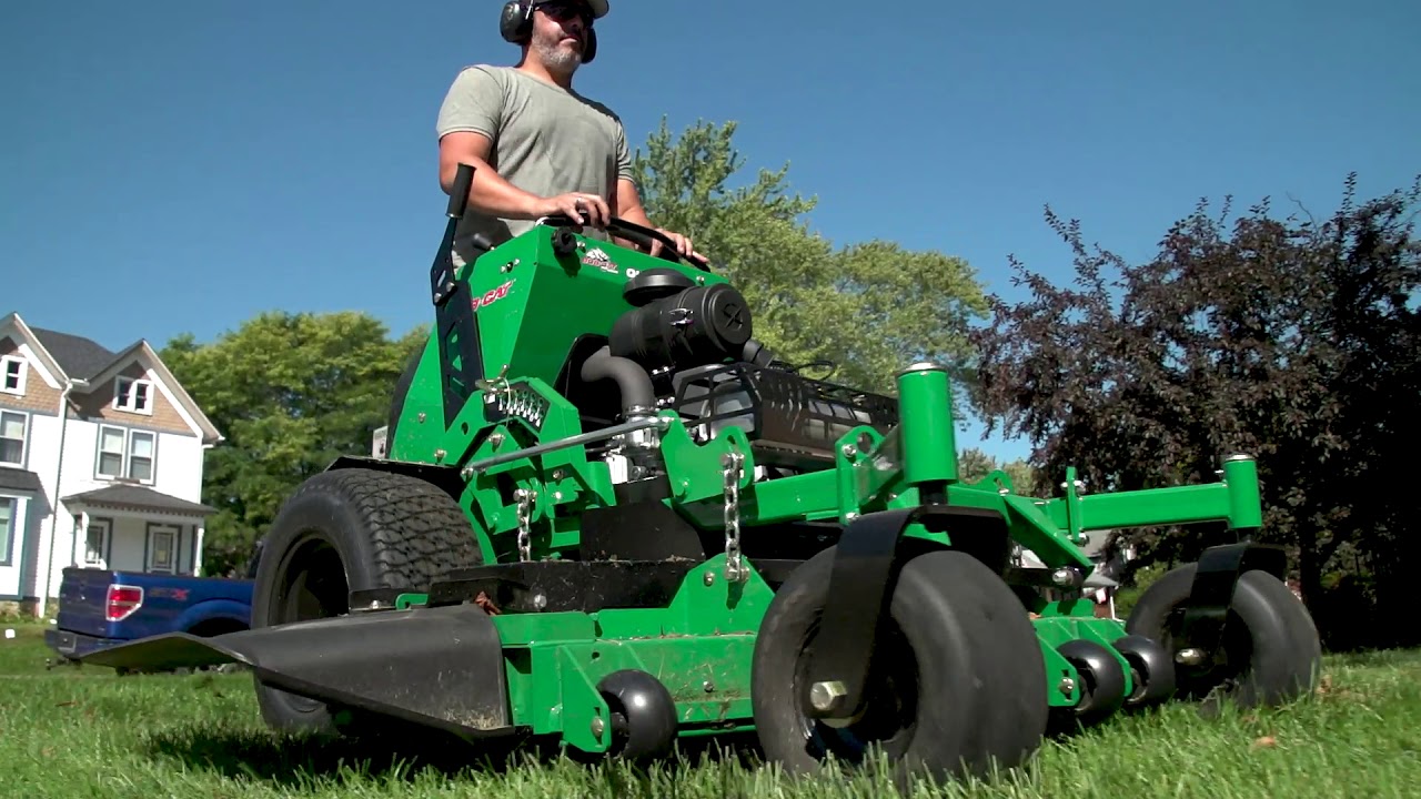 BOB-CAT QuickCat 4000 Stand-On Mower