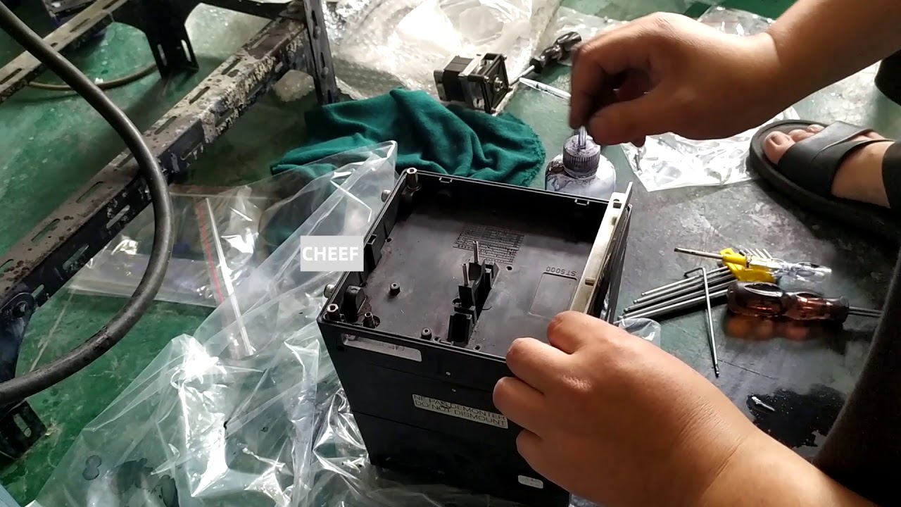 Let's watch the Imaje 9020 ink core assembly video!