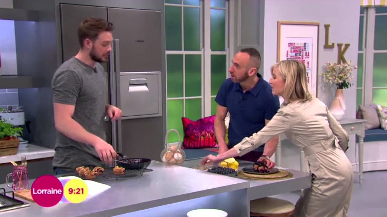 Tasting John's French Toast Muffins | Lorraine