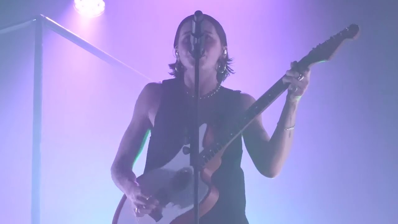 8/17 PVRIS - Old Wounds @ Manchester Academy, UK 1/22/23