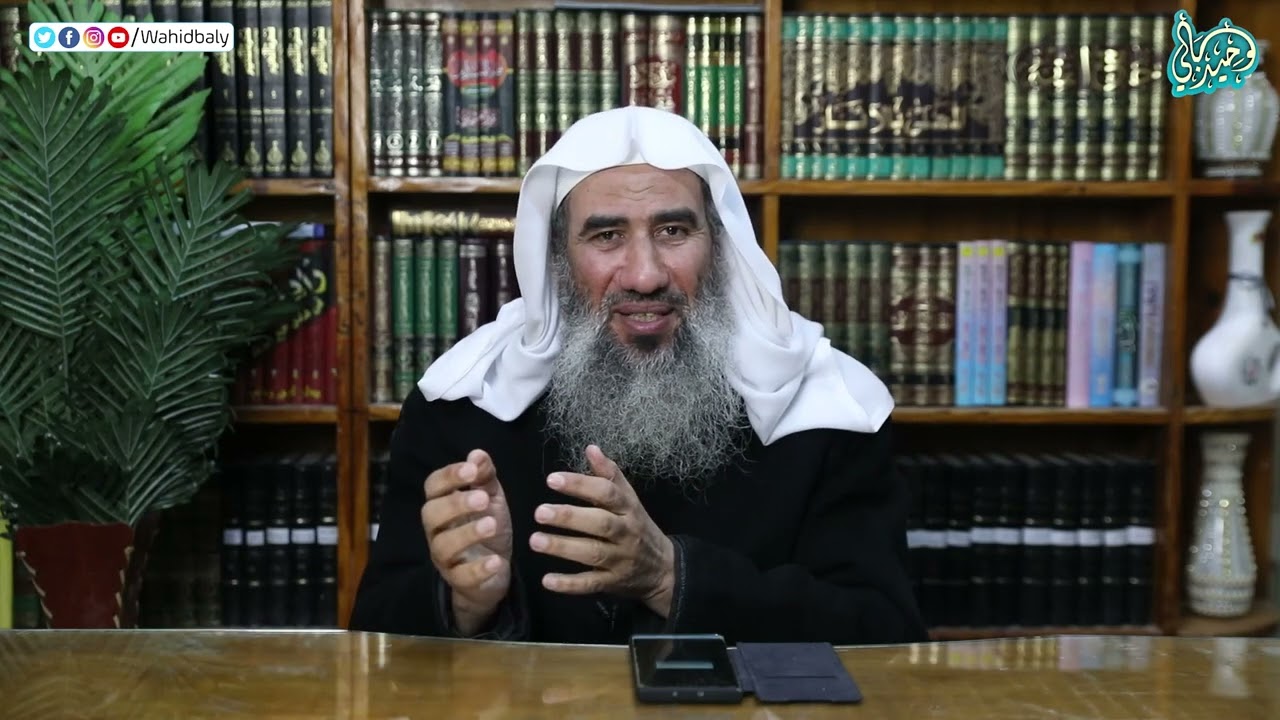 حكم سفر المرأة من غير محرم مع رفقة آمنة