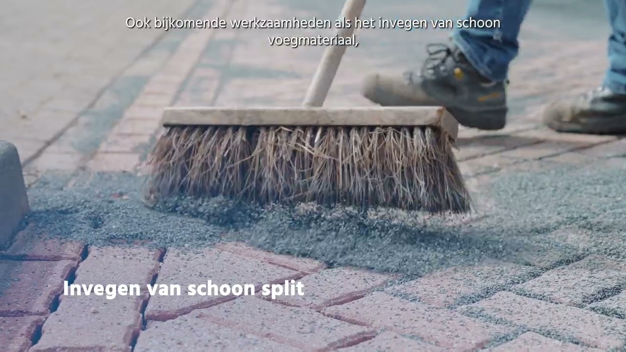 Kooiker Zuigtechniek | Waterpasserende- en waterdoorlatende bestrating reinigen