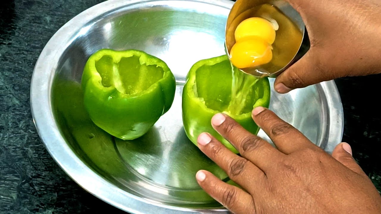 कच्चे अंडे के साथ शिमला मिर्च की ये शानदार रेसिपी बना लिया तो चिकन- मटन खाना भूल तो जाएंगे#egg/Sabji