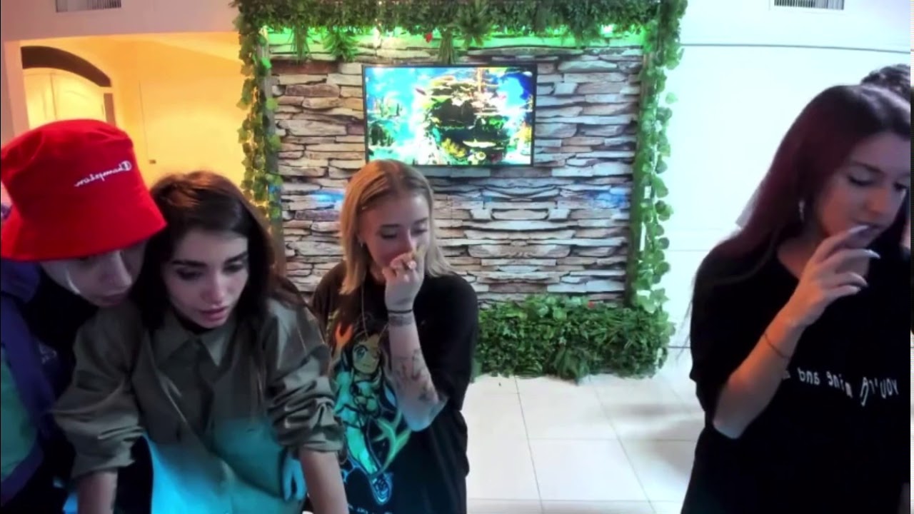Oscu-Ta chido Reaccion de Maria Becerra,Rusher,Tuli,Oky y Luck ra