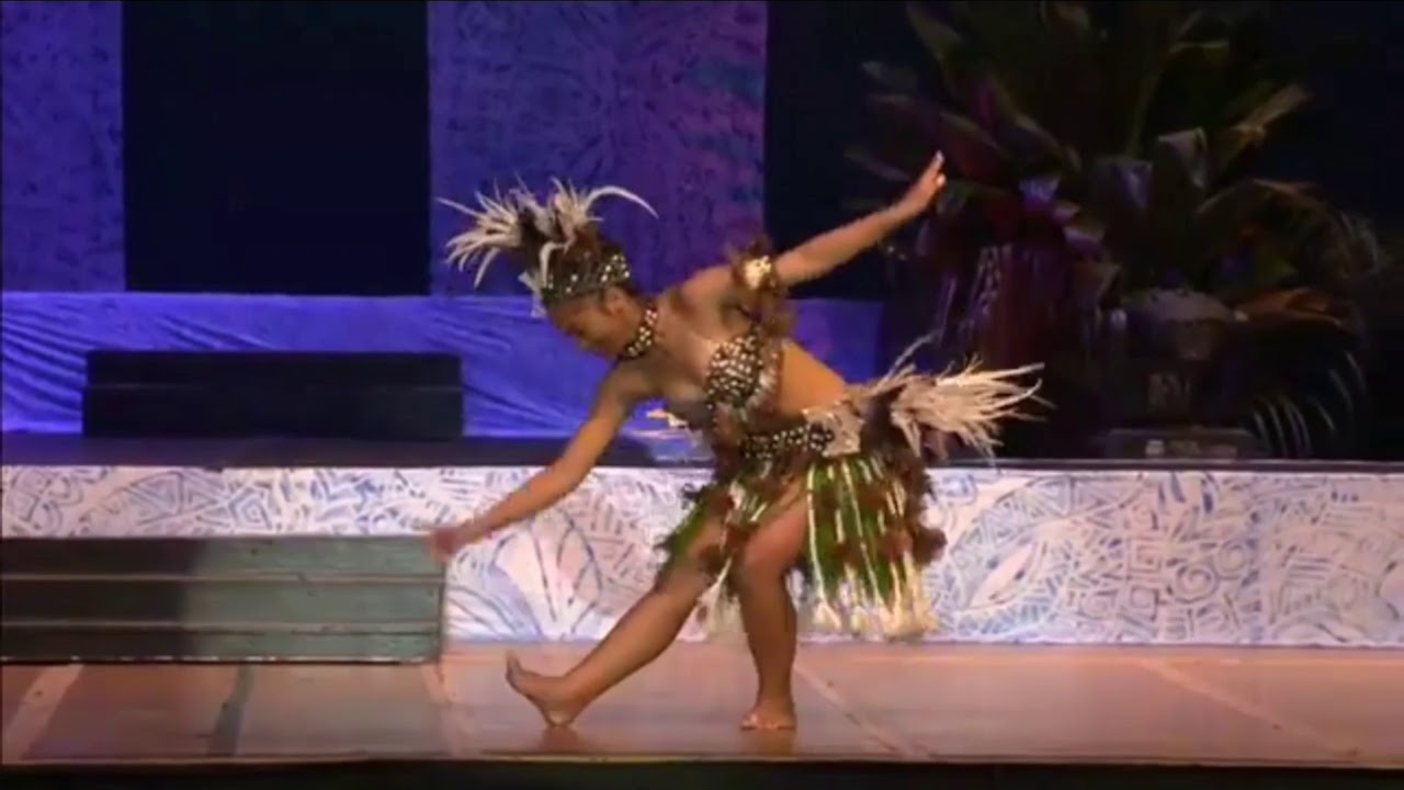 Davinia Aererua -Slow and fast beat Intermediate Cook Islands Dancer of the year 2018