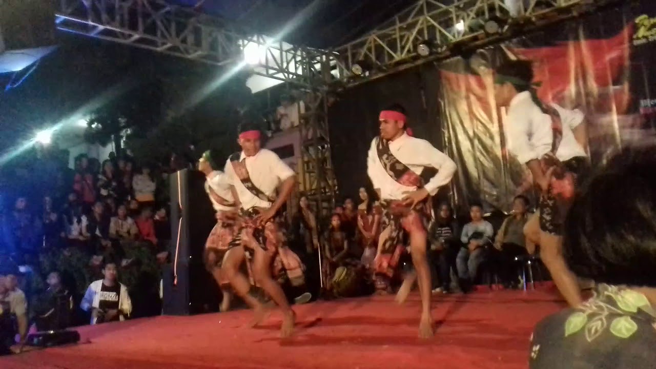 TarianSumbaTimur