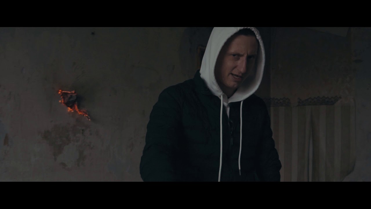 Чёрным по белому (Official video) Основа на камне х босикомполужам х 42Массив х manhattаn