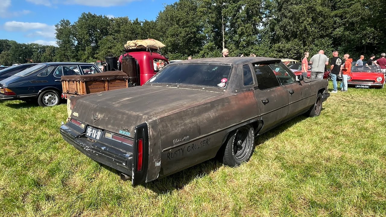Classic Cars and Trucks 300 pictures Ruinerwold 2025