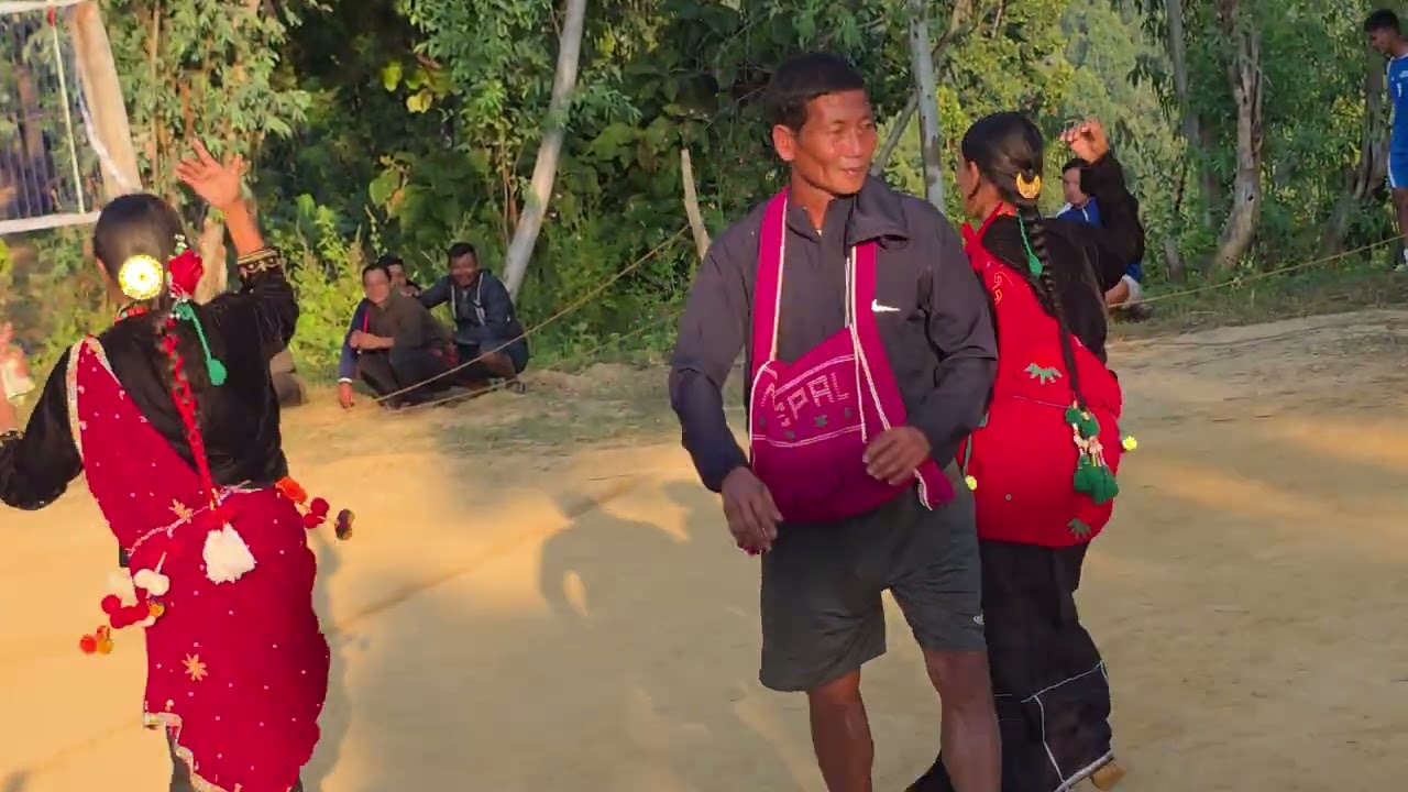 Baini haruko dance  hupsekot 2 lainkhola nawolpur 2025#trending #volleyball #viralvideo #dance 