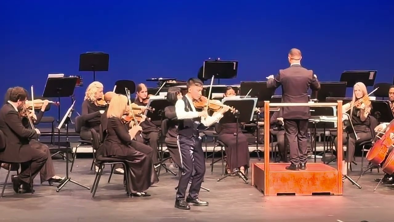 Aiden plays the Vivaldi Winter with the KZN Philharmonic in the Young Performers' Concert 2025