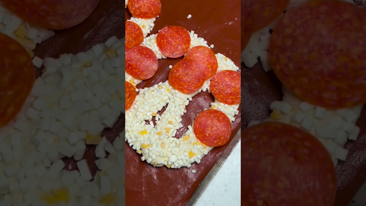 Pepperoni Twists #wetzelspretzels #pepperoni #pepperonipizza #pepperonipretzel #pretzel