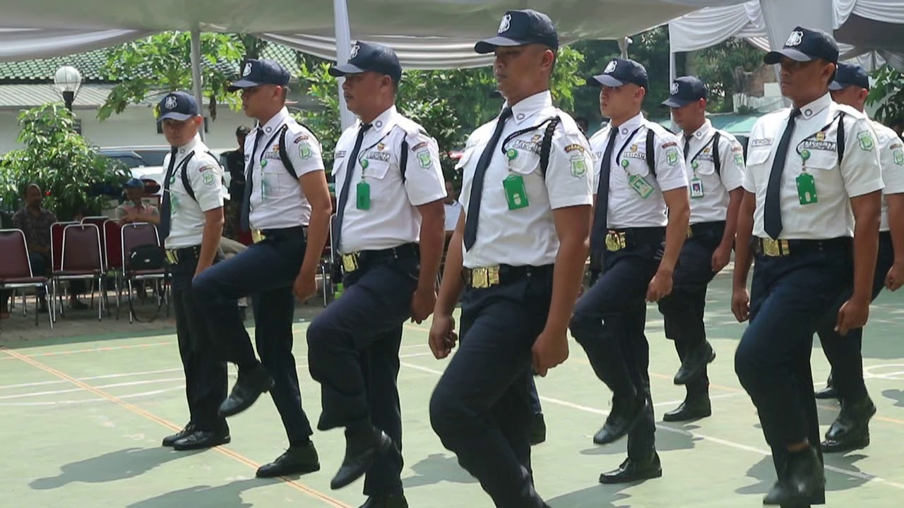 Acara Pembinaan satpam PT Pesonna Optima Jasa - PBB dan Yel-yel perwakilan Area Bekasi