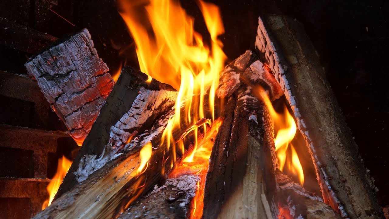 Fireside Holiday Cheer: Cozy Fireplace Ambiance Smooth Jazz Music Warm Crackling Sounds 4K UHD