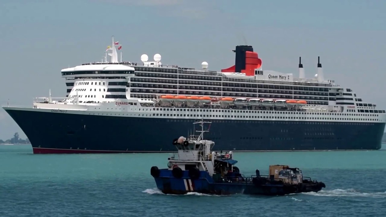 RMS Queen Mary 2 Arrival In Singapore!