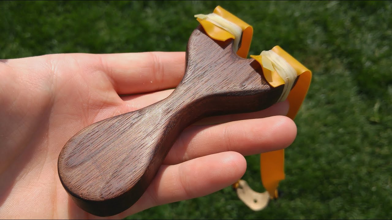 Mahogany Mini Lizard PFS Slingshot: Unveiling/Shooting Test