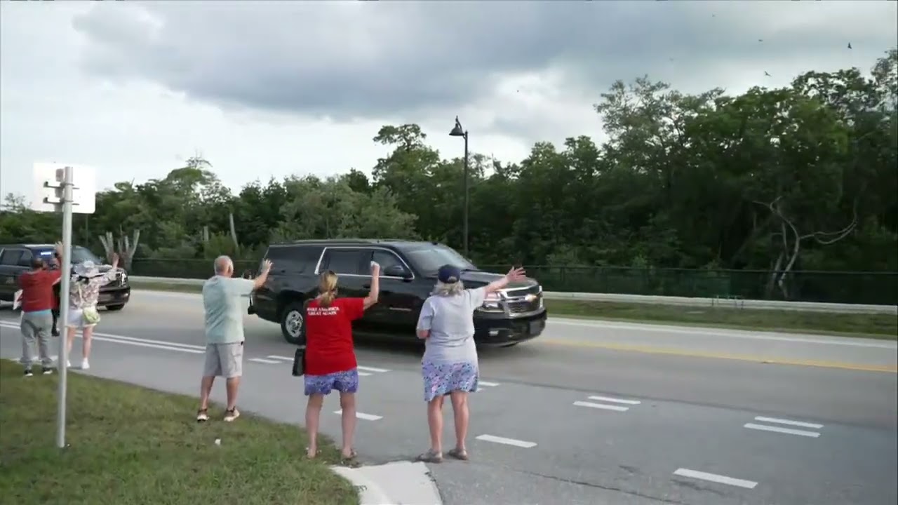 President Trump's motorcade departs Palm Beach ahead of inauguration