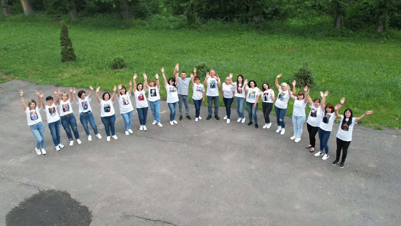 Привітання випускникам від батьків та вчителів. 24.06.2023